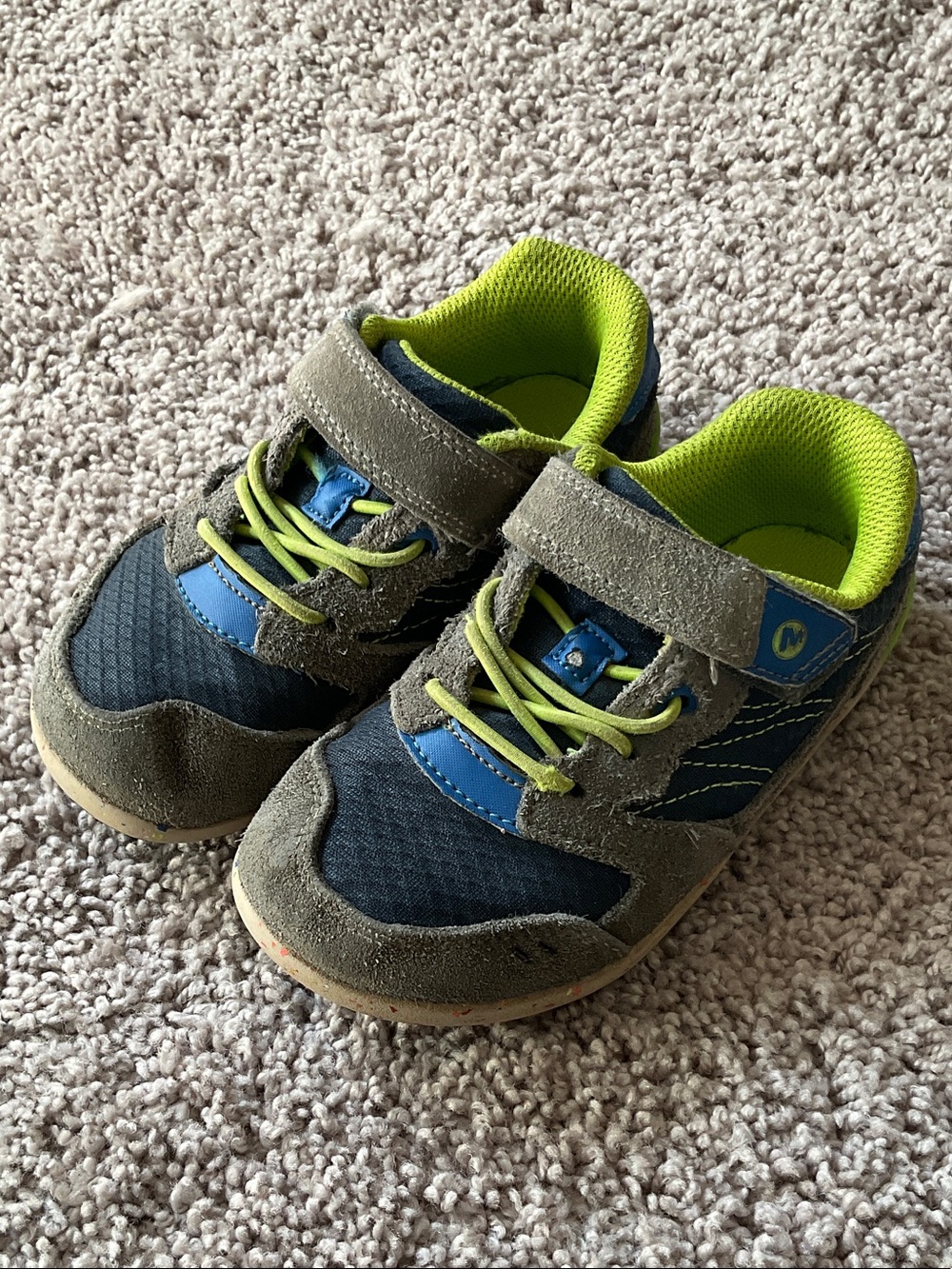 MERRELL Kids Blue-Green Suede Sneakers/Hikers with Velcro Closure sz 9M